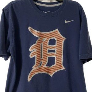Detroit Tigers MLB Nike Shirt Size Medium - Baseball